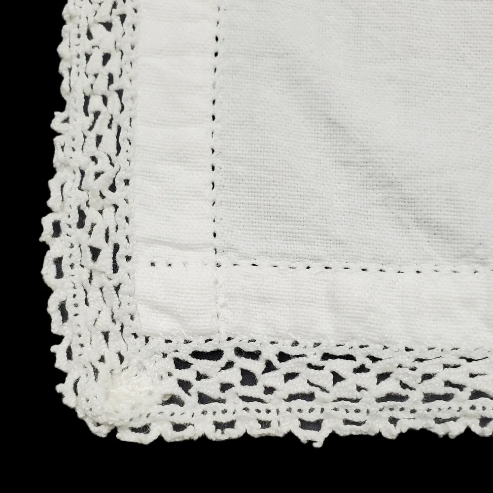 Embroidered Table Runner Dresser Scarf Heart Crochet Lace Blue White Vintage 36